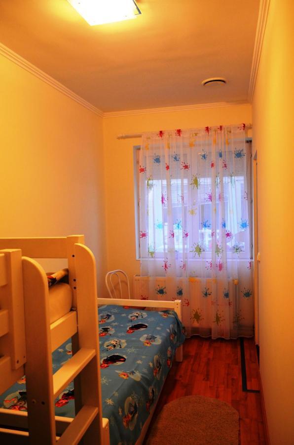 Henrietta - Violetta Apartman Хайдусобосло Экстерьер фото